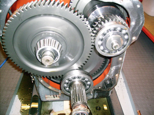 РЕМОНТ КПП И МОСТОВ ZF 4WG200